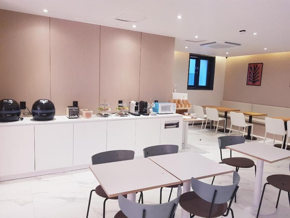 Pohang Brown Dot Hotel Kültér fotó